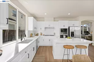 8232 Tanforan Ct, Newark, CA 94560 - Photo 17