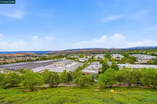 5206 Fioli Loop, San Ramon, CA 94582 - Photo 9
