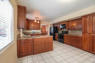 3241 Arnaudo Ln, Tracy, CA 95376 - Photo 45