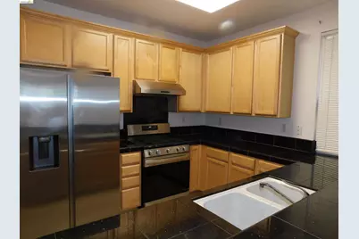 639 Heritage Cir, Ashland, CA 94580 - Photo 5