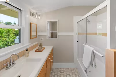 1021 Colusa Ave, Berkeley, CA 94707 - Photo 31