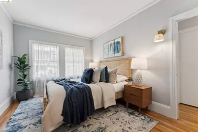 584 Martin St, Oakland, CA 94609 - Photo 17
