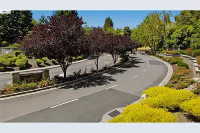 410 Canyon Woods Place #C, San Ramon, CA 94582 - Photo 3
