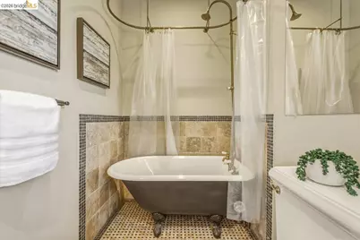 1631 La Vereda Rd, Berkeley, CA 94709 - Photo 17