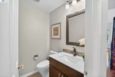 7943 Pineville Cir, Castro Valley, CA 94552 - Photo 27