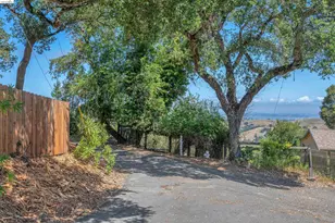 7001 Monte Verde Rd, El Sobrante, CA 94803 - Photo 39