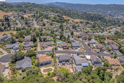 7001 Monte Verde Rd, El Sobrante, CA 94803 - Photo 49