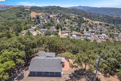 7001 Monte Verde Rd, El Sobrante, CA 94803 - Photo 45