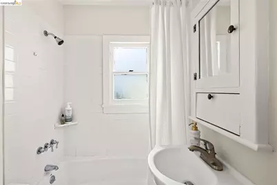1418 Spruce St, Berkeley, CA 94709 - Photo 47