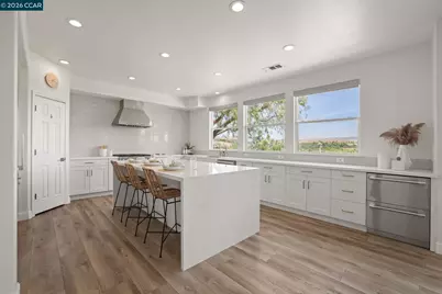 3048 Sorrelwood Dr, San Ramon, CA 94582 - Photo 9