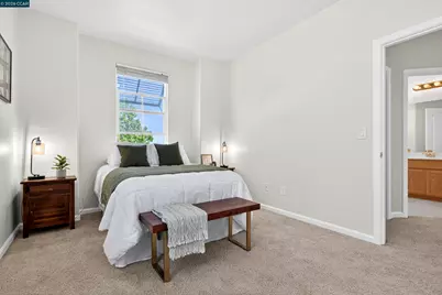 221 Victory Way, Suisun City, CA 94585 - Photo 41