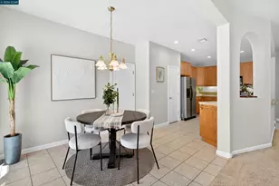 221 Victory Way, Suisun City, CA 94585 - Photo 25