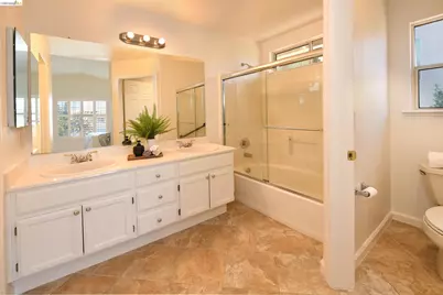 512 Burdick Dr, Bay Point, CA 94565 - Photo 27