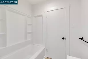 1709 Auseon Ave, Oakland, CA 94621 - Photo 29