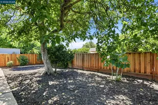 1161 Aspen Dr, Concord, CA 94520 - Photo 23