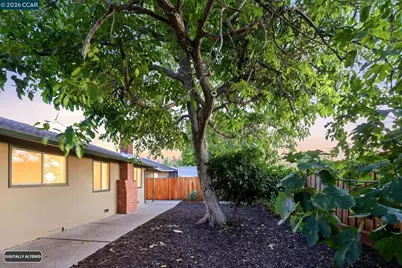 1161 Aspen Dr, Concord, CA 94520 - Photo 37