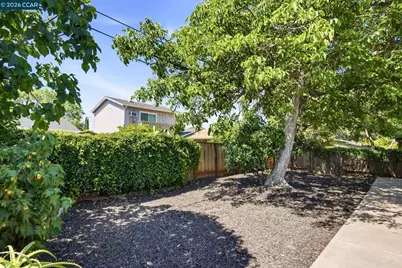 1161 Aspen Dr, Concord, CA 94520 - Photo 25