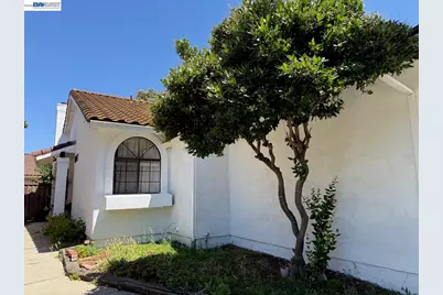 2725 Filbert St, Antioch, CA 94509 - Photo 3