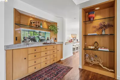 2223 Tunnel Rd, Oakland, CA 94611 - Photo 15
