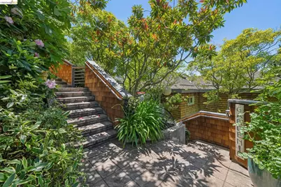 2223 Tunnel Rd, Oakland, CA 94611 - Photo 7