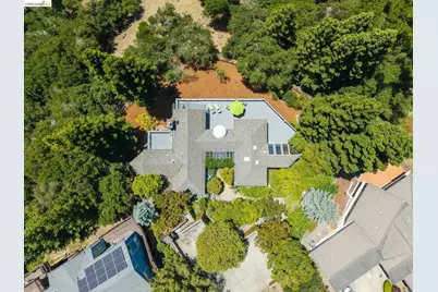 2223 Tunnel Rd, Oakland, CA 94611 - Photo 51