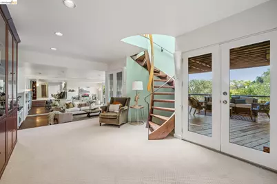 2223 Tunnel Rd, Oakland, CA 94611 - Photo 39