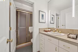 2223 Tunnel Rd, Oakland, CA 94611 - Photo 41