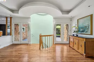 2223 Tunnel Rd, Oakland, CA 94611 - Photo 7