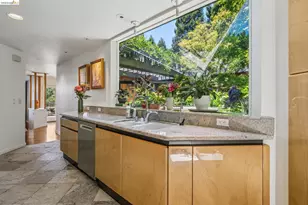 2223 Tunnel Rd, Oakland, CA 94611 - Photo 23