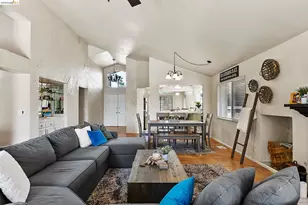 2244 Colonial Ct, Discovery Bay, CA 94505 - Photo 11