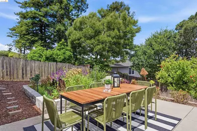 2527 Arlington Blvd, El Cerrito, CA 94530 - Photo 47