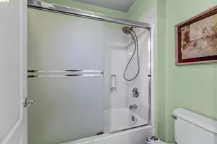 24986 Silverthorne Pl, Hayward, CA 94544 - Photo 43