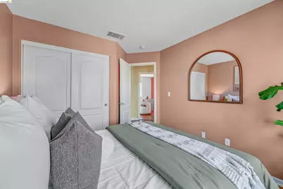 24986 Silverthorne Pl, Hayward, CA 94544 - Photo 49