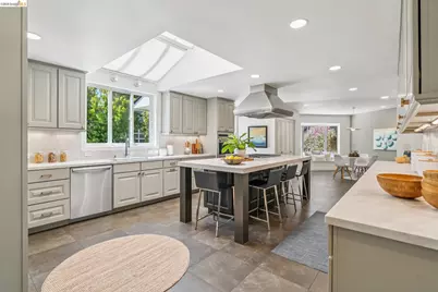 11 Huntleigh Rd, Piedmont, CA 94611 - Photo 25