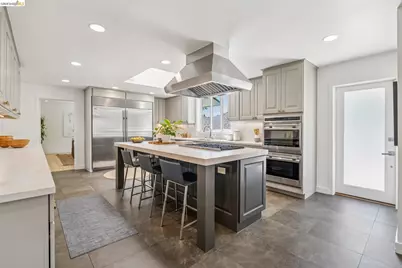 11 Huntleigh Rd, Piedmont, CA 94611 - Photo 27