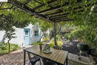 3535 Suter St, Oakland, CA 94619 - Photo 23