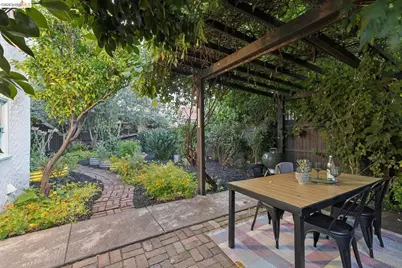3535 Suter St, Oakland, CA 94619 - Photo 3