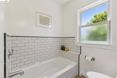 3535 Suter St, Oakland, CA 94619 - Photo 21