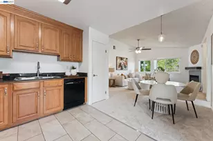 26 Raintree Ct, Hayward, CA 94544 - Photo 23