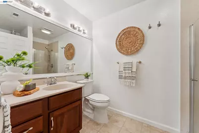 26 Raintree Ct #30, Hayward, CA 94544 - Photo 35