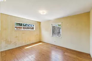 1035 Oak Grove Rd, Concord, CA 94518 - Photo 41