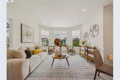 718 26, Oakland, CA 94612 - Photo 5