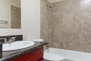 5206 Priscilla Ln, Sacramento, CA 95820 - Photo 5