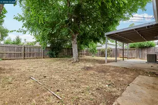 5206 Priscilla Ln, Sacramento, CA 95820 - Photo 15