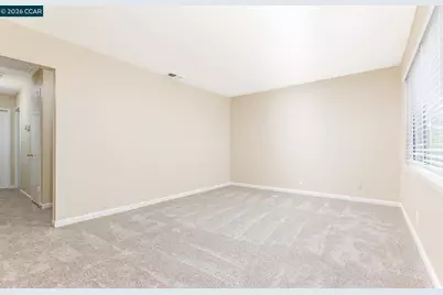 5206 Priscilla Ln, Sacramento, CA 95820 - Photo 7
