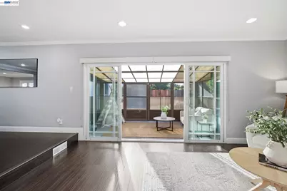 6221 Broadway Ave, Newark, CA 94560 - Photo 11