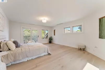1080 Finley Rd, Pleasanton, CA 94588 - Photo 51