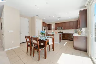 2631 Clarita Dr, Pittsburg, CA 94565 - Photo 9