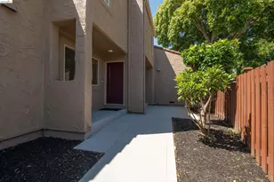 31 Campo Verde Cir, San Pablo, CA 94806 - Photo 3
