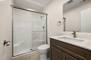 31 Campo Verde Cir, San Pablo, CA 94806 - Photo 19
